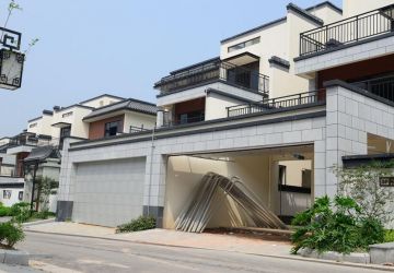佛山順德碧桂園銀灰色車庫門工程榴莲视频在线下载观看